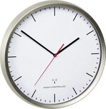 TFA Silent Stainless Steel 30 cm radiogestuurde klok TFA Silent Stainless Steel 30 cm radiogestuurde klok